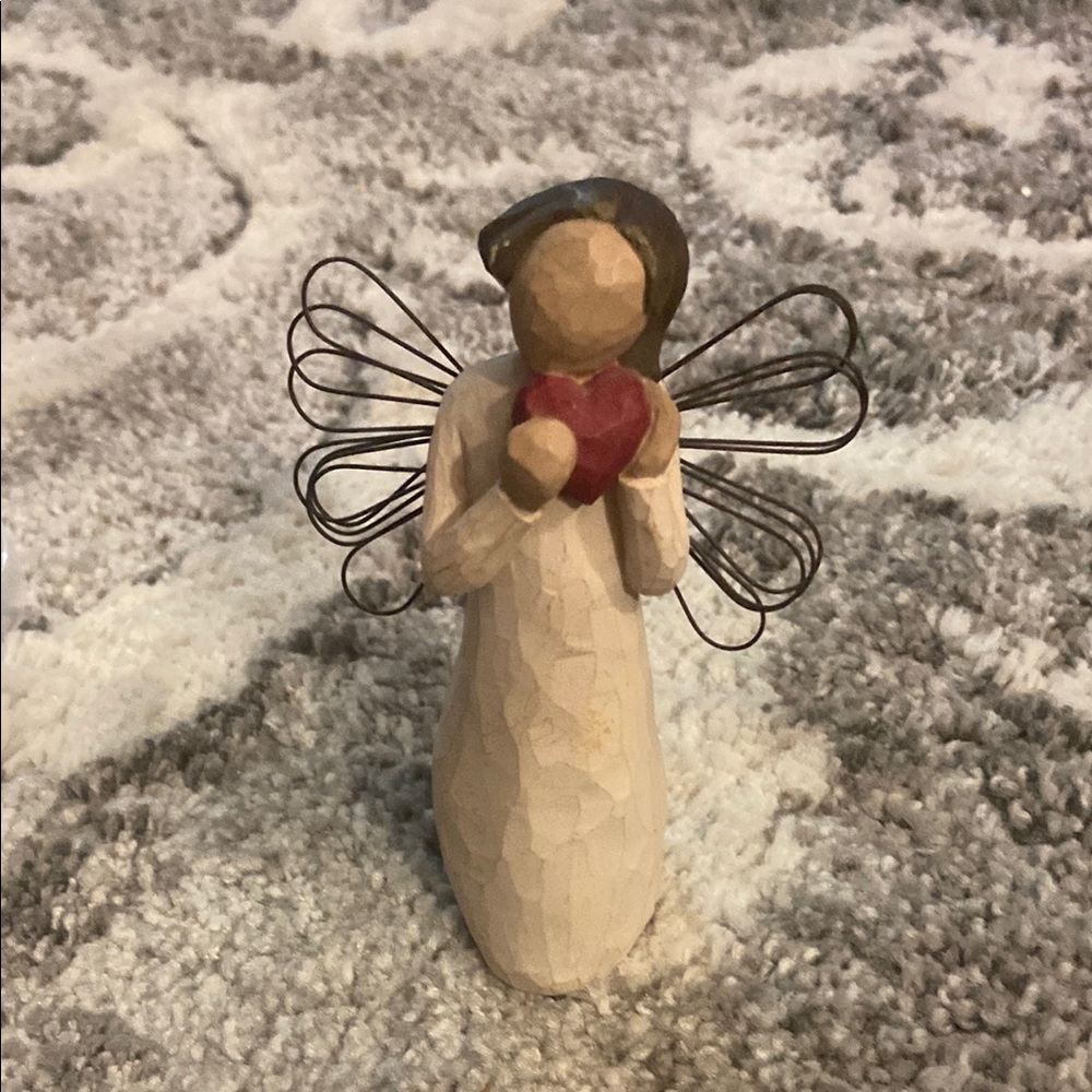 Willow tree angel of hearts